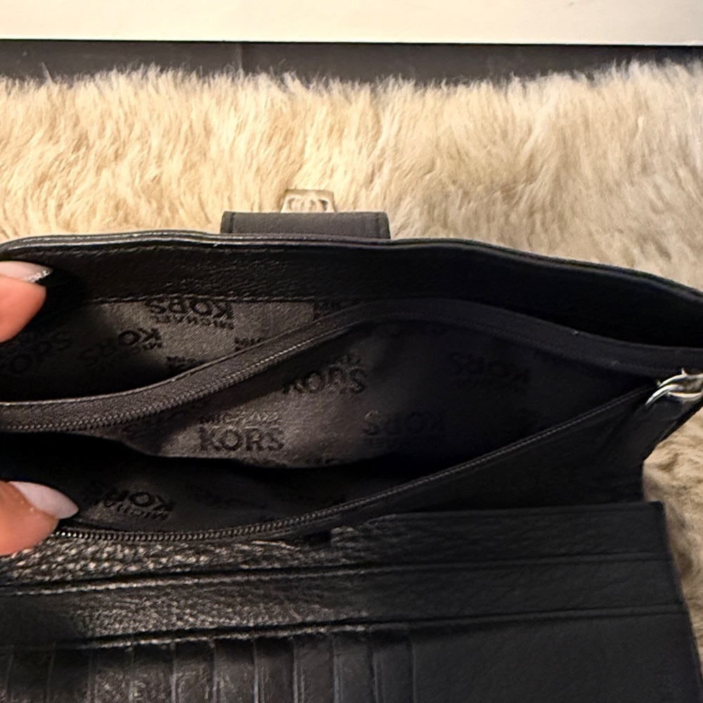 Michael Kors Black Wallet with Silver Hardware - Picture 5 of 6